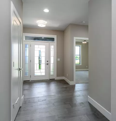 2010 S Regal Ct, Springfield, MO 65807 photo 2