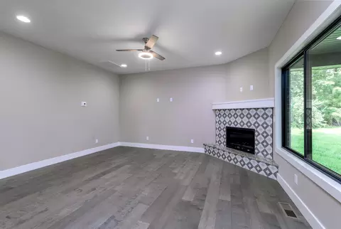 2010 S Regal Ct, Springfield, MO 65807 photo 15