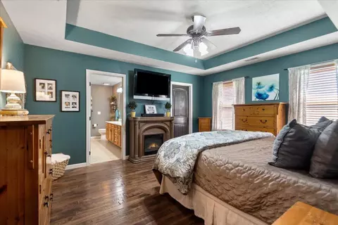 Bedroom - 94 Holly Ridge Rd, Willard, MO 65781 photo 1 of 4