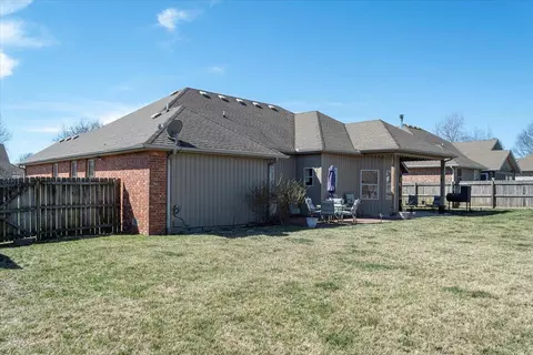 Exterior - 94 Holly Ridge Rd, Willard, MO 65781 photo 5 of 10
