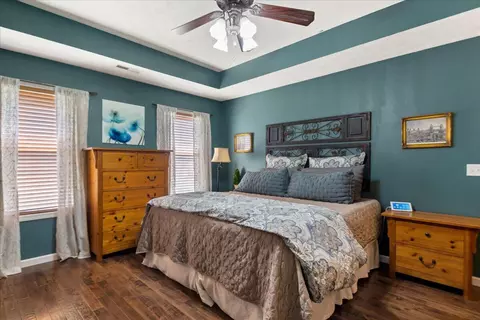 Bedroom - 94 Holly Ridge Rd, Willard, MO 65781 photo 2 of 4