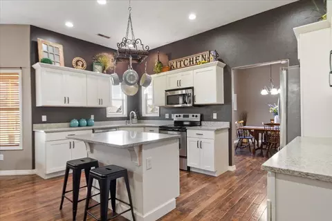 Kitchen - 94 Holly Ridge Rd, Willard, MO 65781 photo 1 of 5