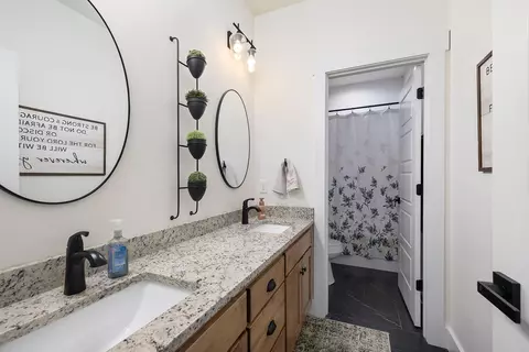 Bath - 2101 W Mason Pl, Ozark, MO 65721 photo 1 of 8