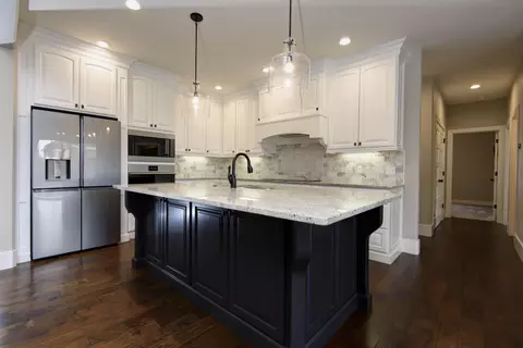 Kitchen - 874 Emerald Ter, Nixa, MO 65714 photo 3 of 6