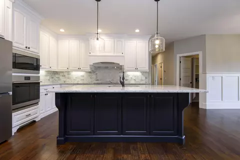 Kitchen - 874 Emerald Ter, Nixa, MO 65714 photo 1 of 6