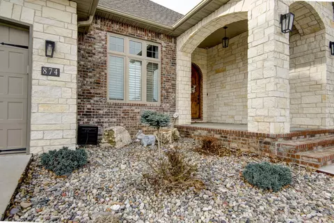 Exterior - 874 Emerald Ter, Nixa, MO 65714 photo 2 of 6