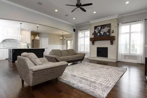 Living - 874 Emerald Ter, Nixa, MO 65714 photo 4 of 5