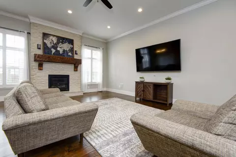 Living - 874 Emerald Ter, Nixa, MO 65714 photo 2 of 5