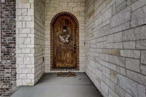 Entry Way - 874 Emerald Ter, Nixa, MO 65714 photo 1 of 2