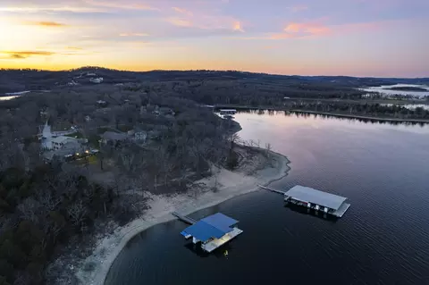 View/Area - 4 Trails End St, Branson West, MO 65737 photo 9 of 10