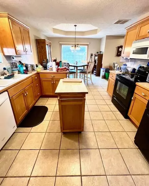 722 Shelley St, Willard, MO 65781 photo 3