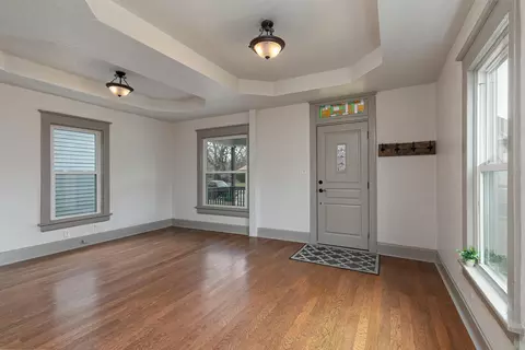 933 W Madison St, Springfield, MO 65806 photo 5