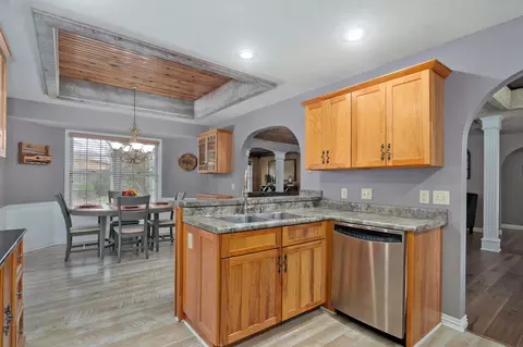 Kitchen - 4536 S Warren Ave, Springfield, MO 65810 photo 1 of 5
