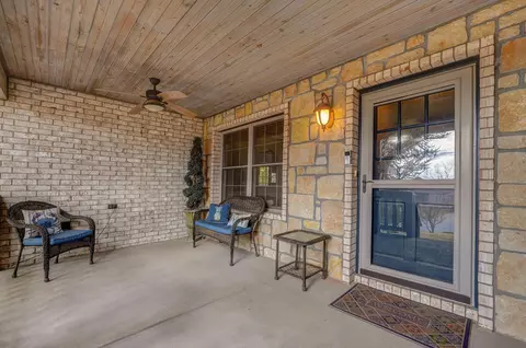 Exterior - 4536 S Warren Ave, Springfield, MO 65810 photo 3 of 10