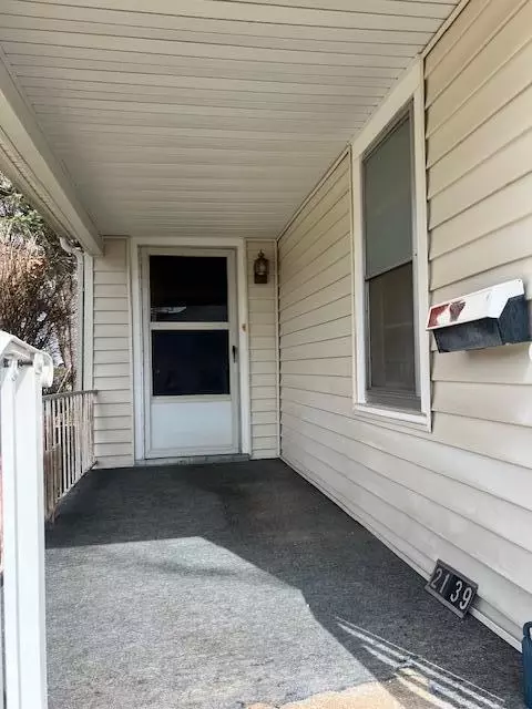 2136 N Weller Ave, Springfield, MO 65803 photo 4