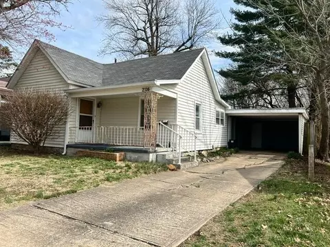 2136 N Weller Ave, Springfield, MO 65803 photo 2