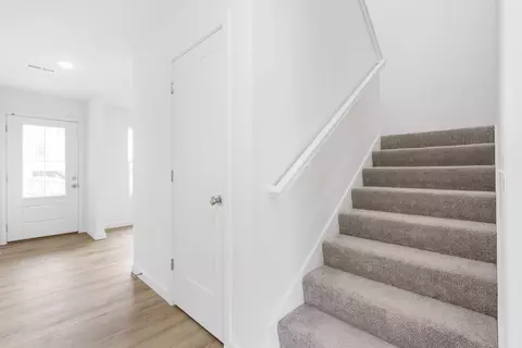 102 N Bison Ct, Nixa, MO 65714 photo 4