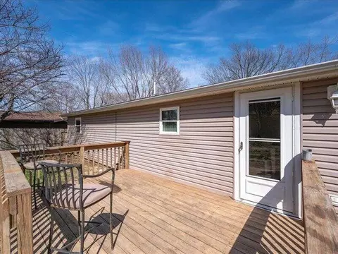 1333 S Meadowview Ave, Springfield, MO 65804 photo 14