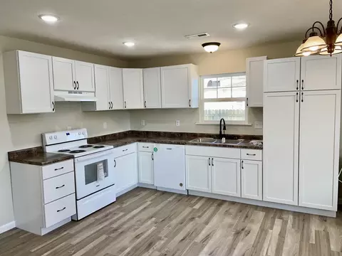 109 W Myrtle St, Aurora, MO 65605 photo 12