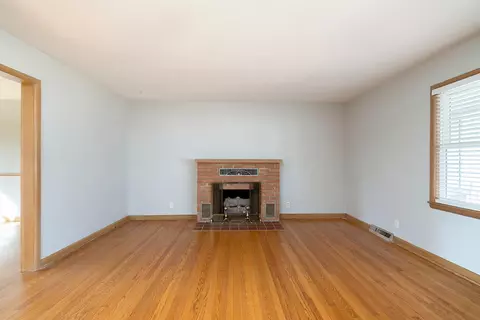 1633 S Link Ave, Springfield, MO 65804 photo 6