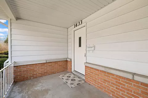 1633 S Link Ave, Springfield, MO 65804 photo 3