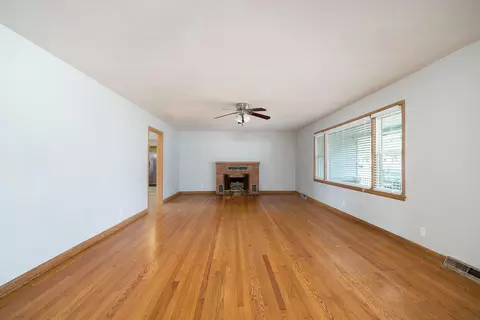 1633 S Link Ave, Springfield, MO 65804 photo 5