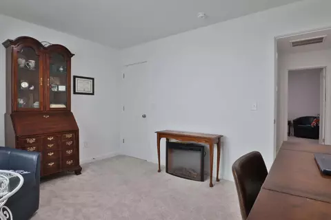 Bedroom - 5033 Cozy Ct, Springfield, MO 65802 photo 8 of 8