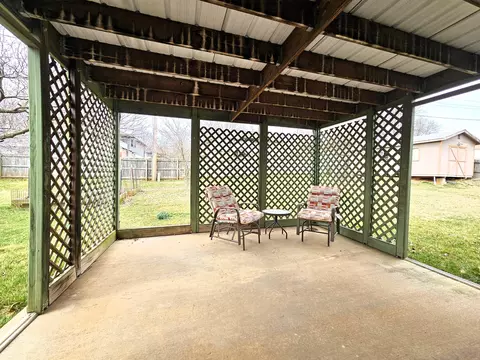 Exterior - 815 Mark St, Willard, MO 65781 photo 6 of 12