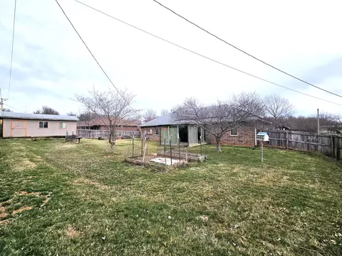 Exterior - 815 Mark St, Willard, MO 65781 photo 9 of 12