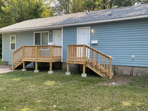 2174 N Kellett Ave, Springfield, MO 65803