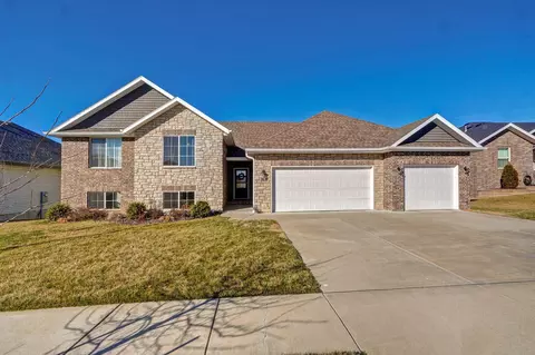 Exterior - 768 E Penzance Cir, Nixa, MO 65714 photo 4 of 12