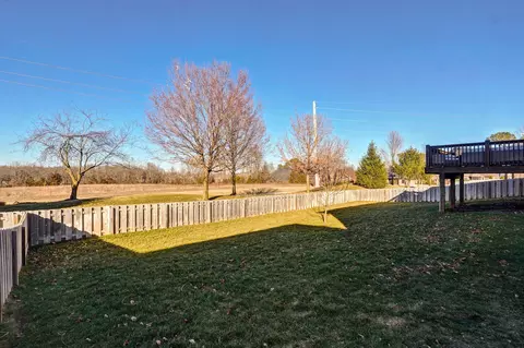 Exterior - 768 E Penzance Cir, Nixa, MO 65714 photo 8 of 12