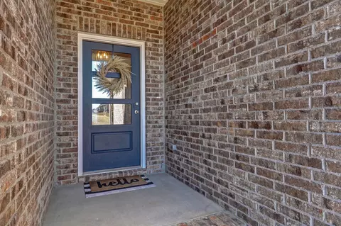 Exterior - 768 E Penzance Cir, Nixa, MO 65714 photo 5 of 12