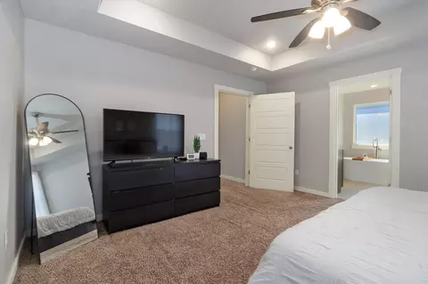 Bedroom - 768 E Penzance Cir, Nixa, MO 65714 photo 2 of 6