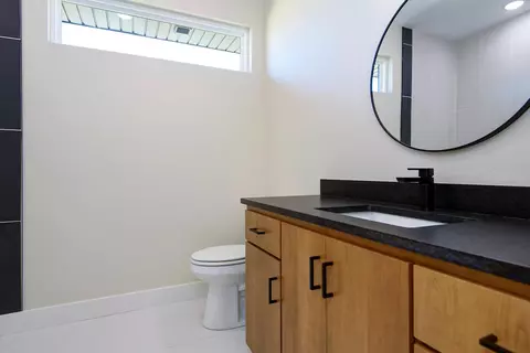 Bath - 1887 E Cobblestone Dr, Ozark, MO 65721 photo 5 of 9