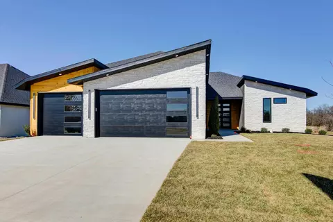 Exterior - 1887 E Cobblestone Dr, Ozark, MO 65721 photo 2 of 7
