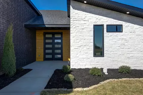 Exterior - 1887 E Cobblestone Dr, Ozark, MO 65721 photo 4 of 7