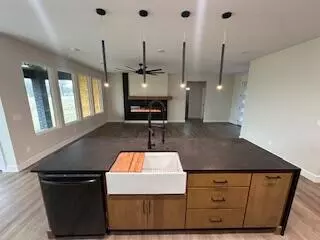 Kitchen - 1887 E Cobblestone Dr, Ozark, MO 65721 photo 9 of 10