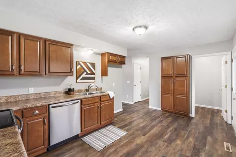 109 E Scott Wayne Dr, Nixa, MO 65714 photo 11