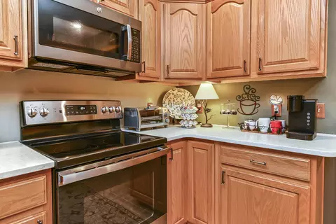 Kitchen - 509 Clover Ct, Nixa, MO 65714 photo 3 of 5