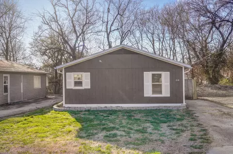 1719 N Hillcrest Ave, Springfield, MO 65802 photo 2