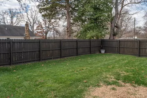 Exterior - 2518 E Ottawa St, Springfield, MO 65804 photo 7 of 12