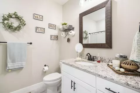 Bath - 4700 Florence Ave, Ozark, MO 65721 photo 1 of 4