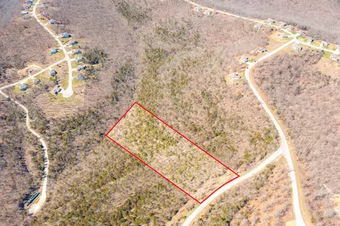 1916 Emory Creek Blvd, Branson, MO 65616 photo 3
