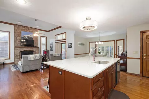 4805 S Pratt Ave, Springfield, MO 65804 photo 14