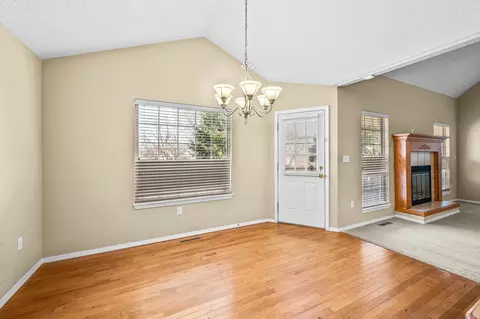 404 S Melaleuca Dr, Springfield, MO 65809 photo 10