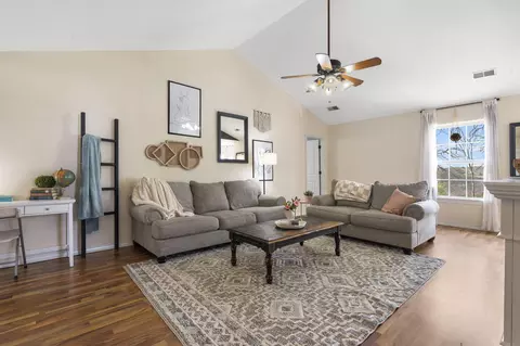 193 School St, Forsyth, MO 65653 photo 5