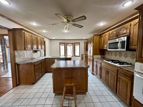 147 Lundh Blvd, Marshfield, MO 65706 photo 6