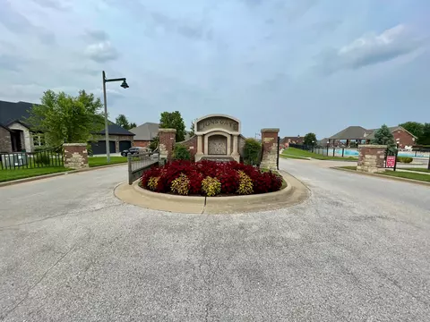 1696 W Silver Oak Dr, Springfield, MO 65810 photo 49