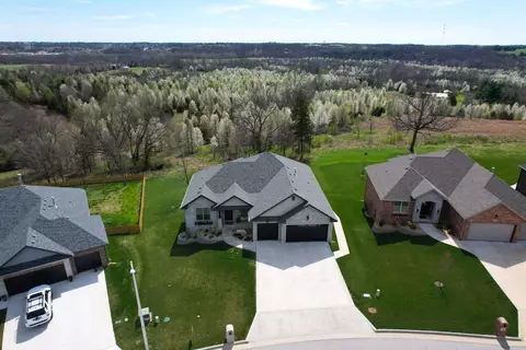 1696 W Silver Oak Dr, Springfield, MO 65810 photo 42